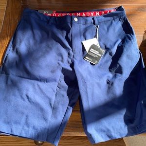 NWT Men’s Puma golf shorts